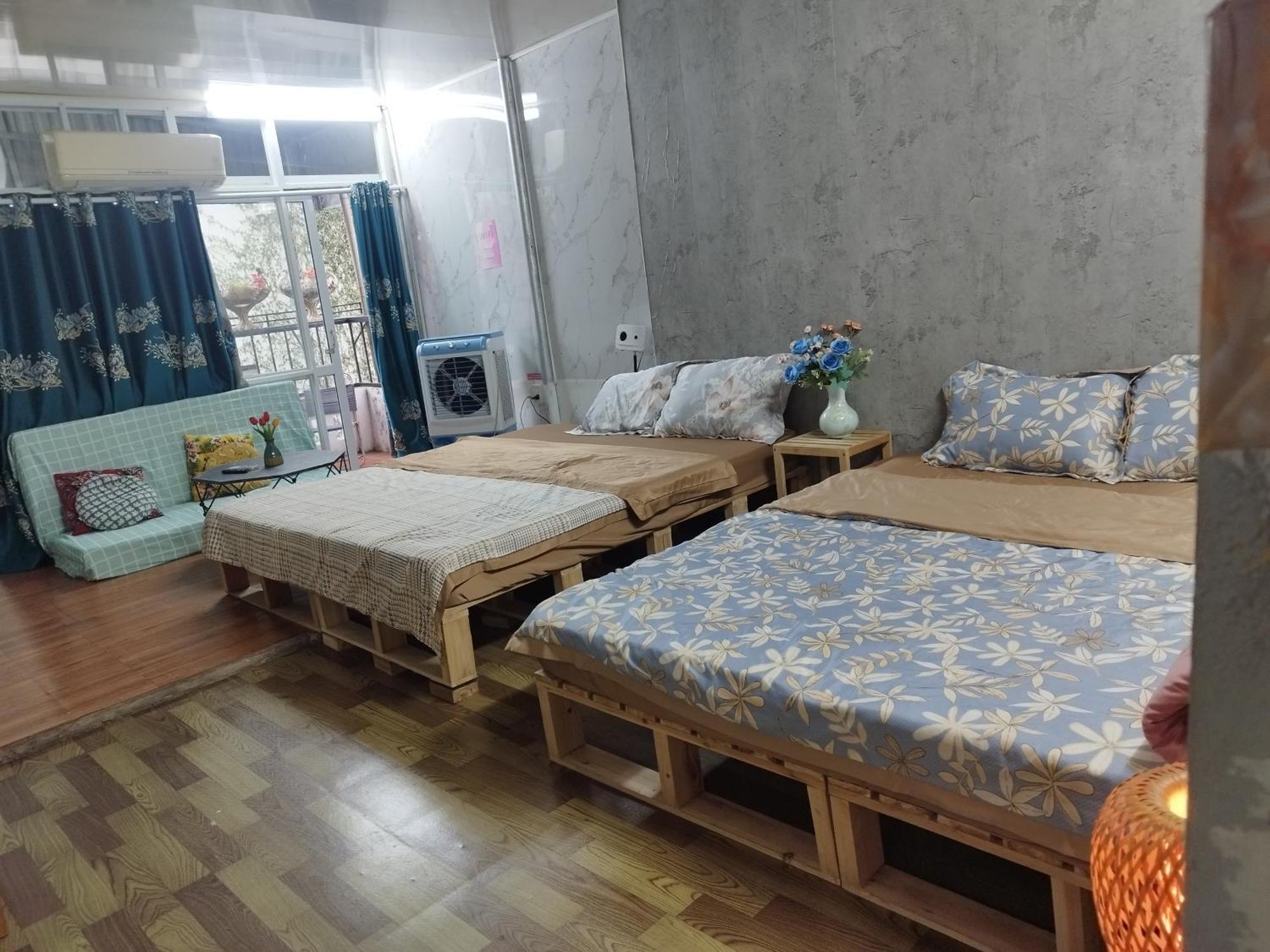 H2Homestayold Quarter Automatic Check Int3