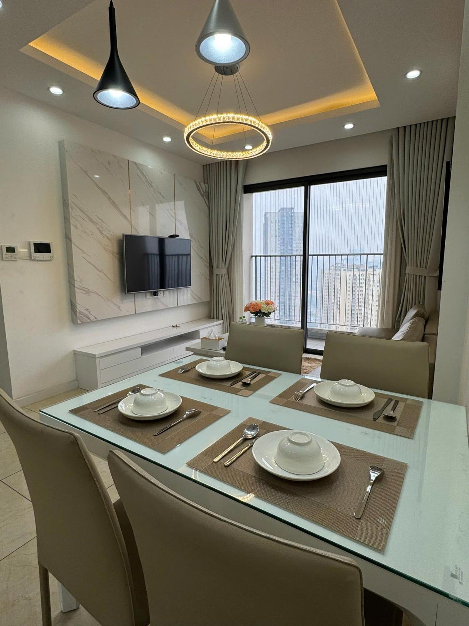 2br 2bth C6 D'capitale With View *