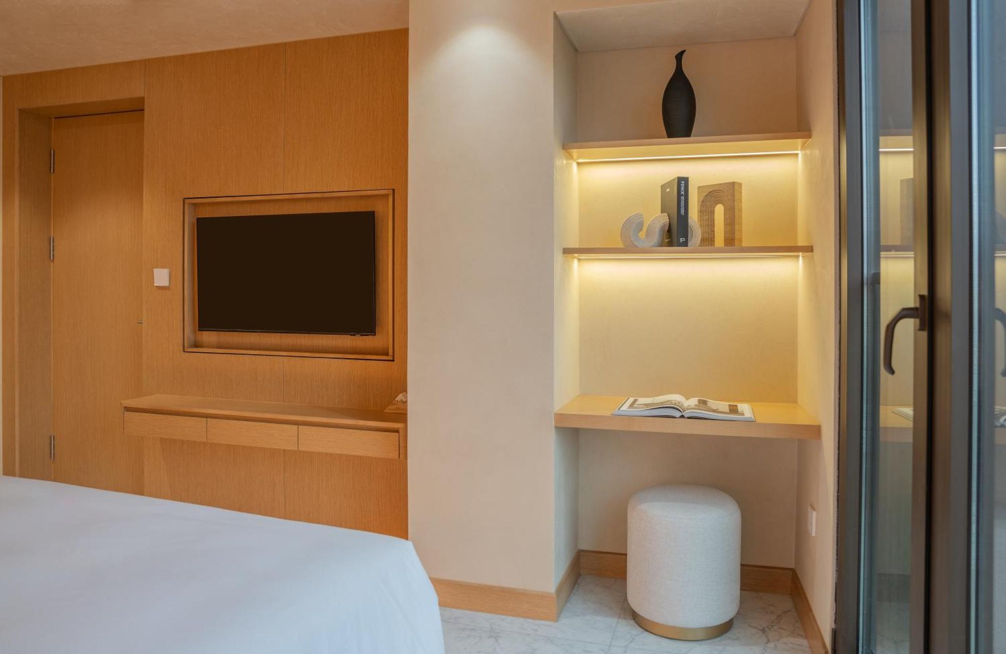 Aparthotel The Five Lilas