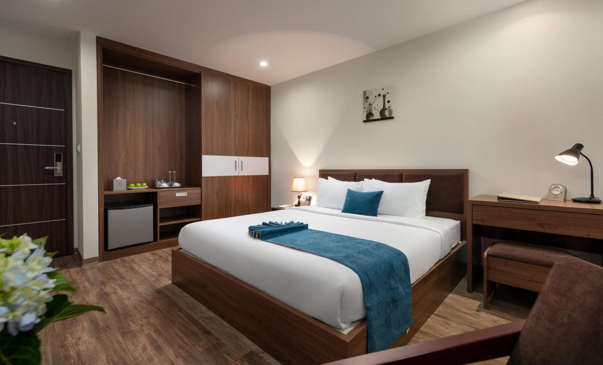 Hotel La Batisse Hanoi