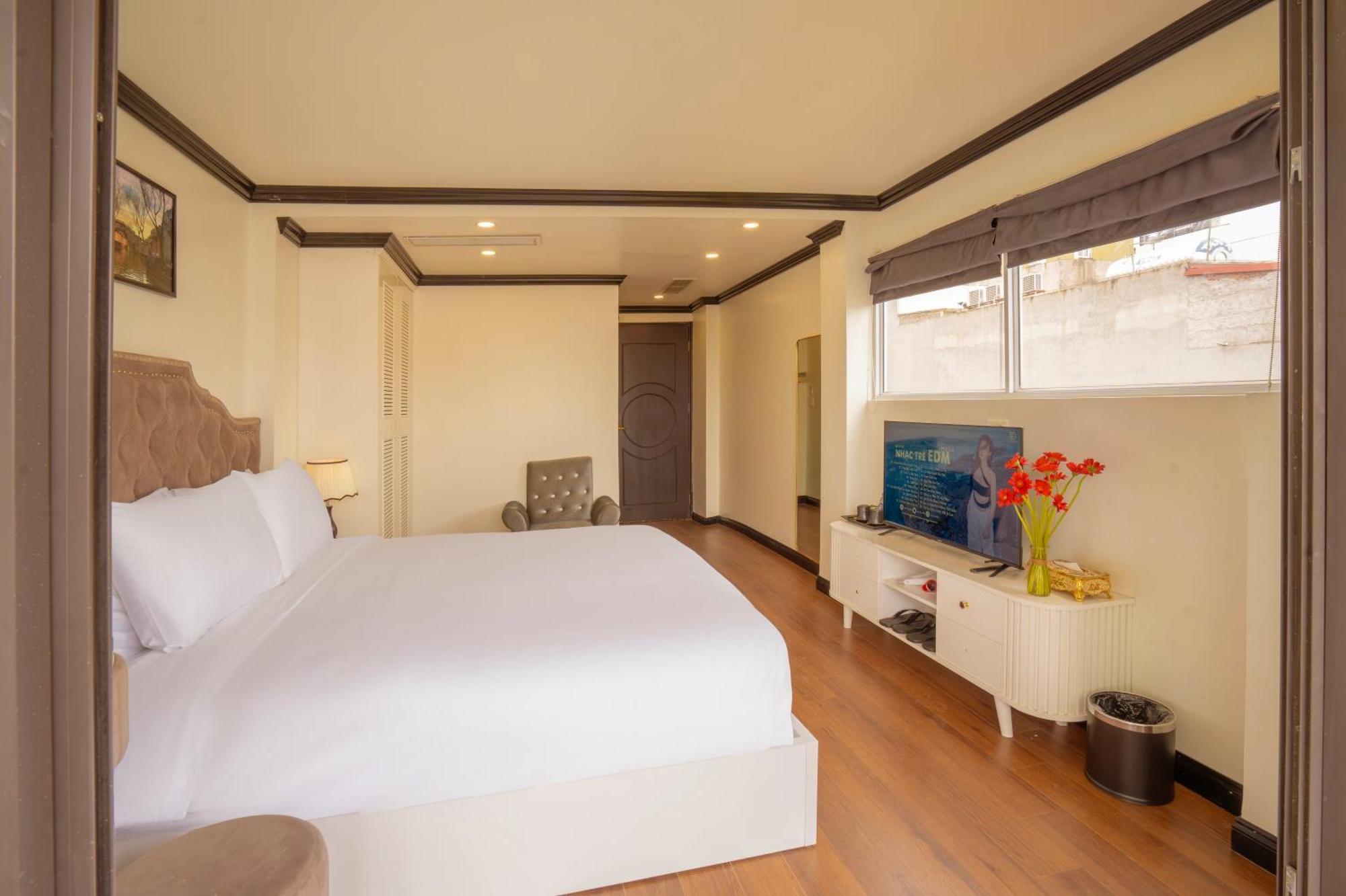 Du Palace Hotel 4*