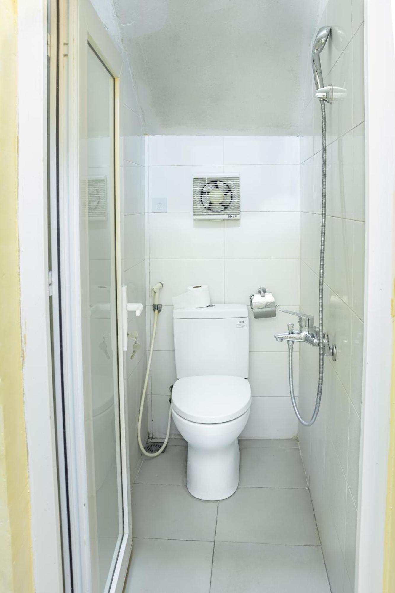 Heart Of Hoan Kiem Affordable Cozy Train Cafe Center Hoan Kiem For 3pax Apartment Hanoi