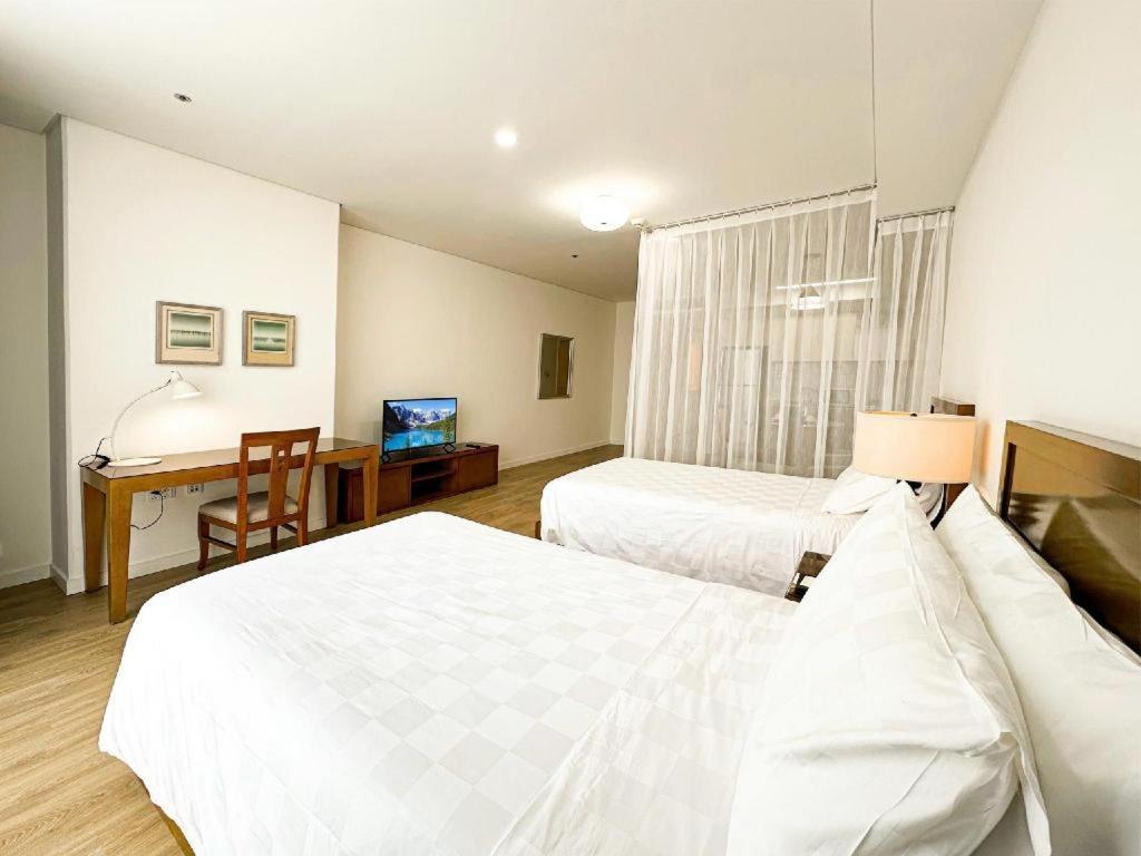 Calidas Landmark72 Royal Hotel 5*