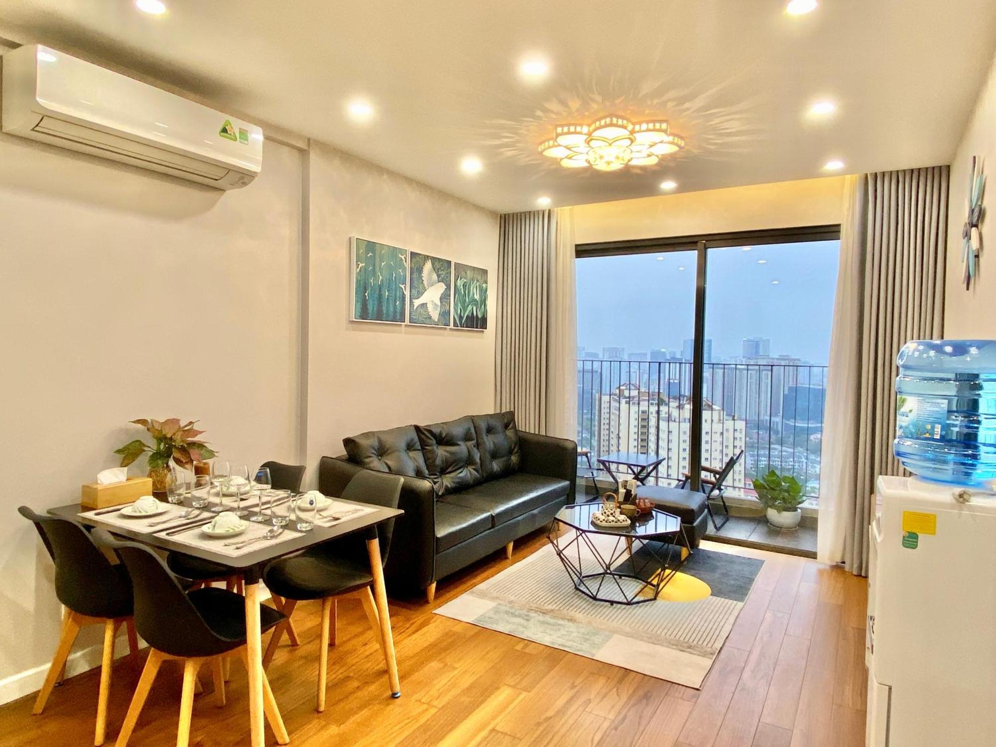 Apartment Qmp - Vinhomes D'capitale Tran Duy Hung