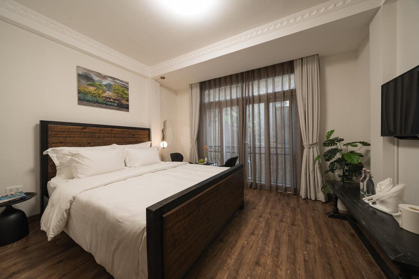 Apartment Su Casa Railway Side Hanoi