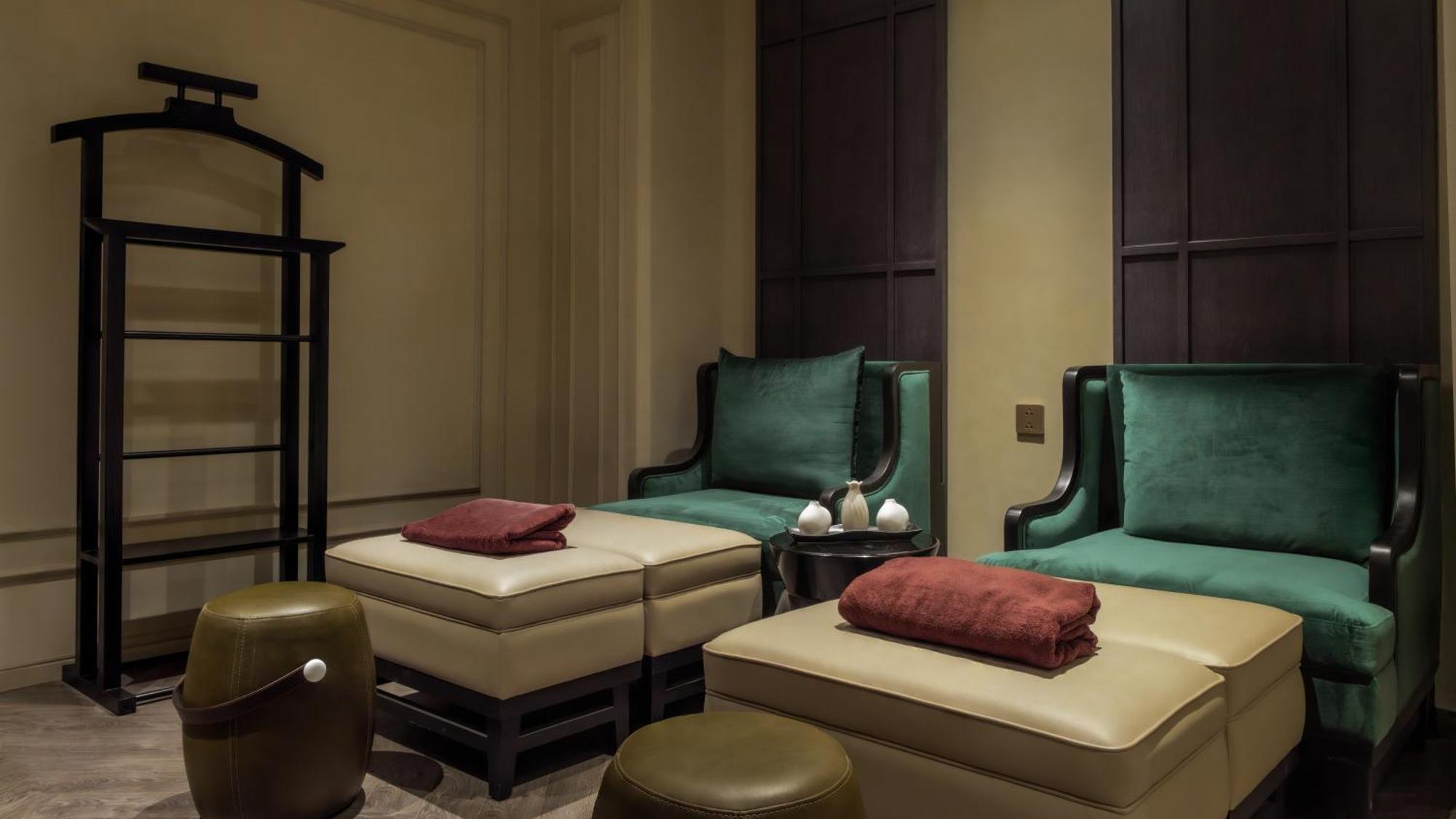 Champton Hotel Hanoi
