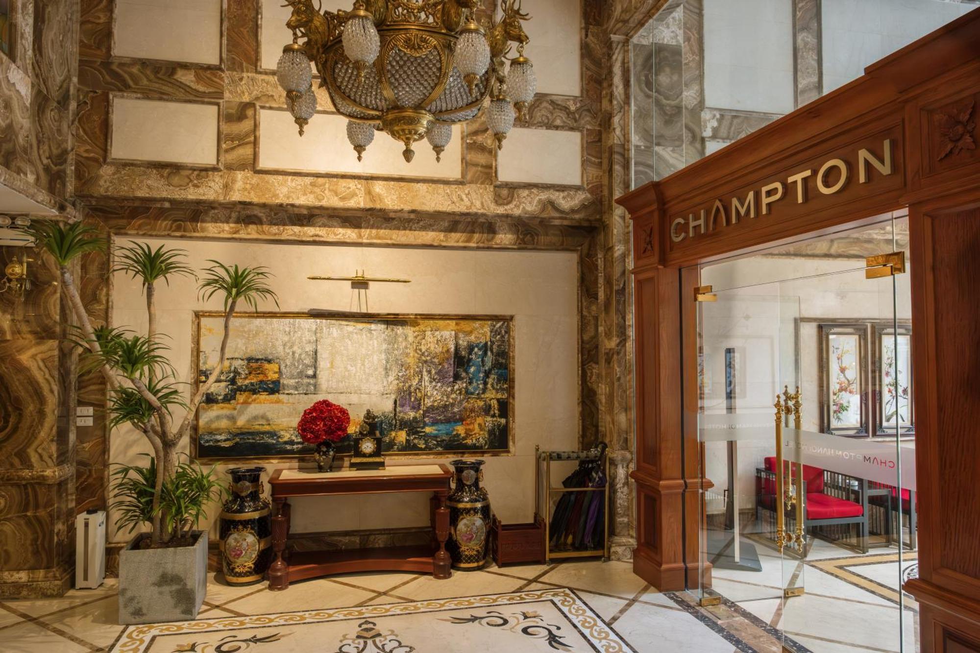 Champton Hotel 4*