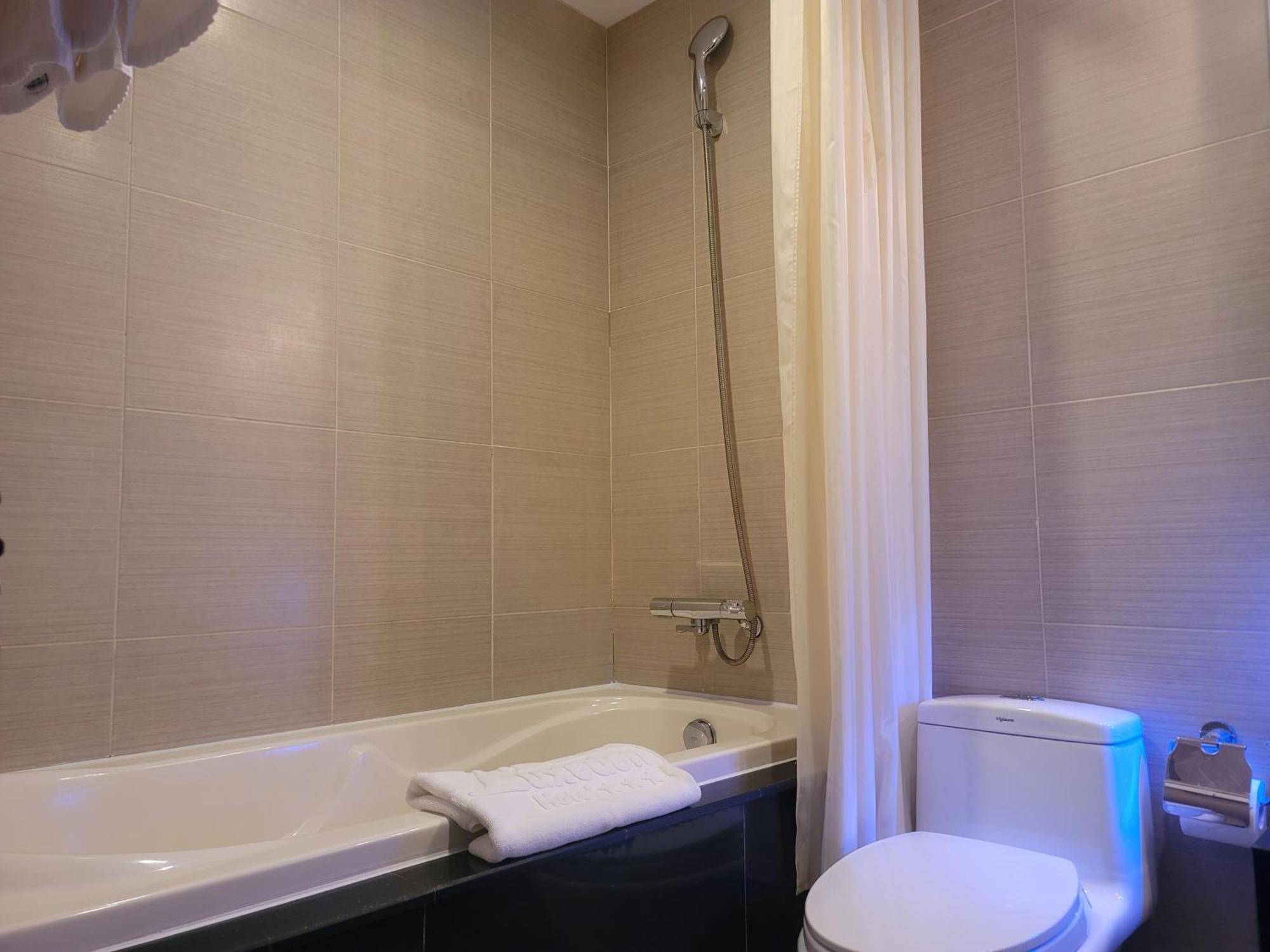 Luxeden Hanoi
