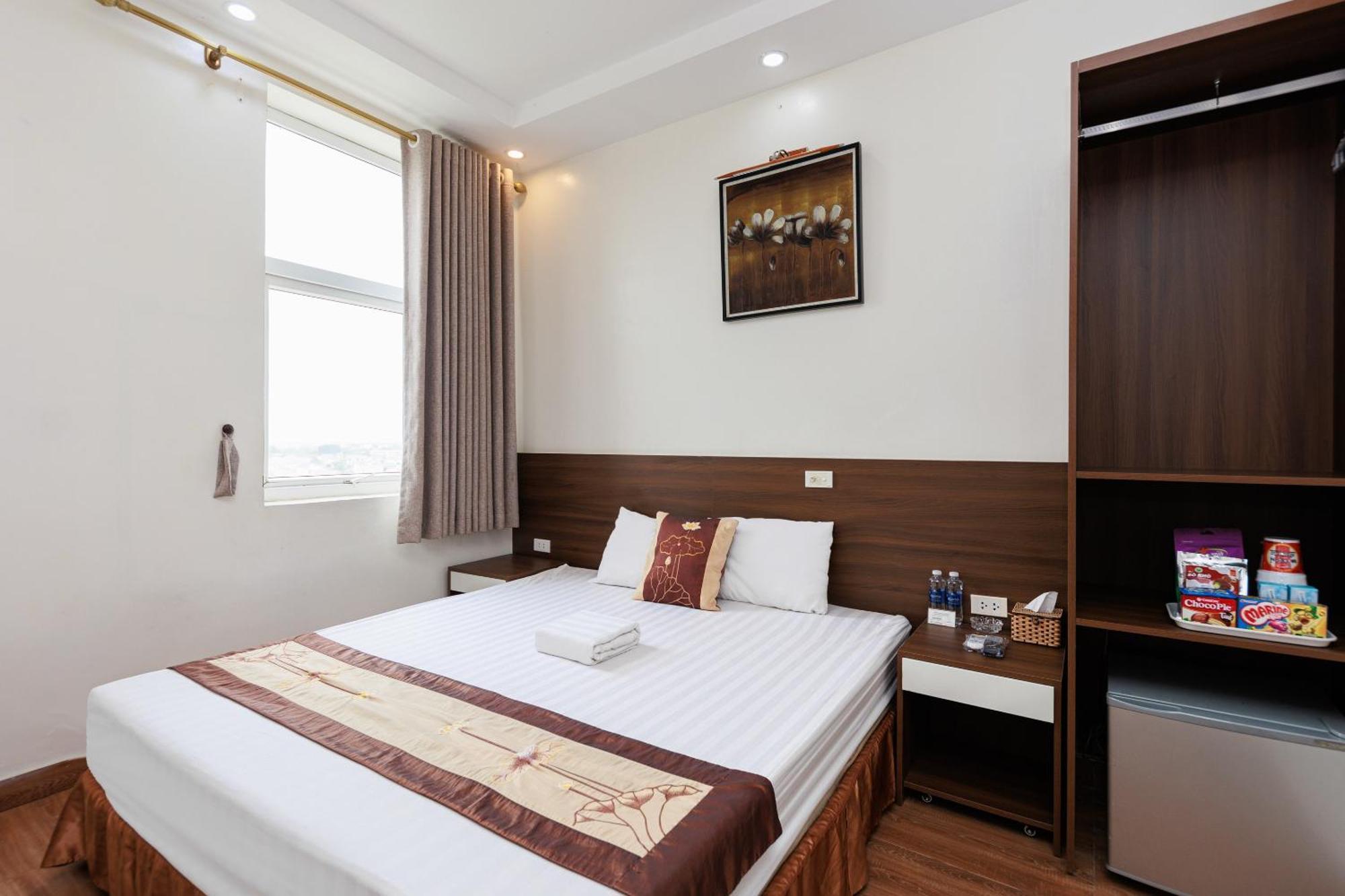 Oyo 472 Lenka Gần Bệnh Viện Nam Thăng Long Khách sạn 2*