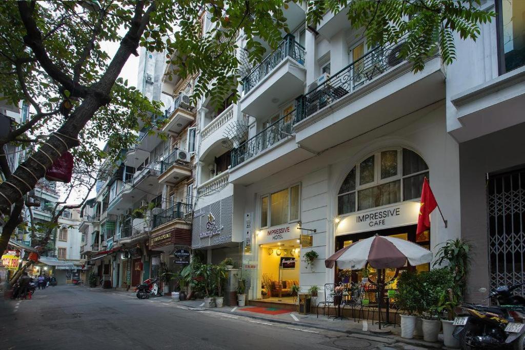 Khách sạn Impressive Hà Nội
