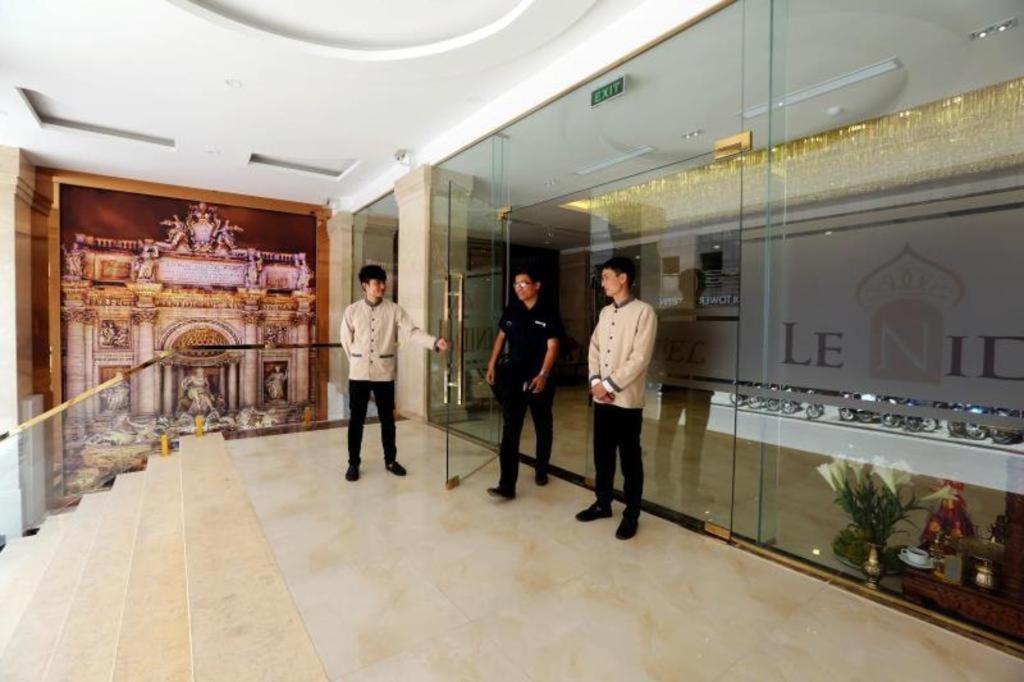 Hotel Lenid Tho Nhuom