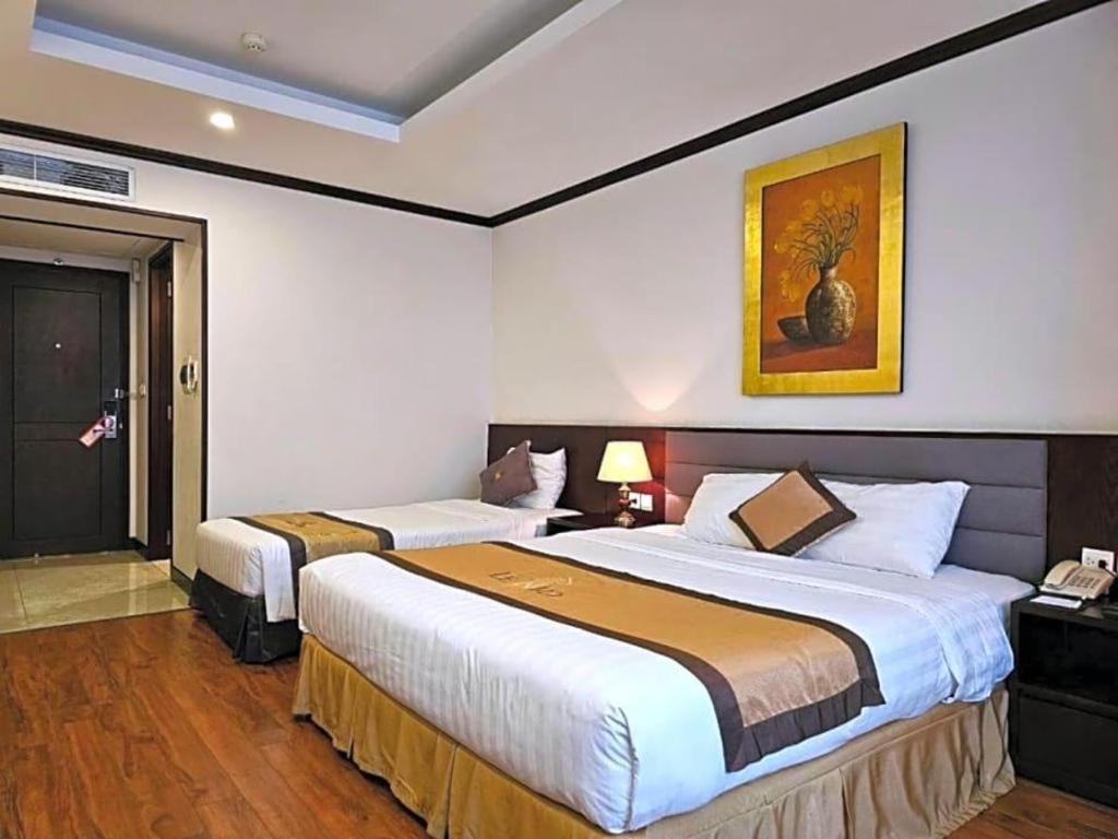 Lenid Tho Nhuom Hanoi