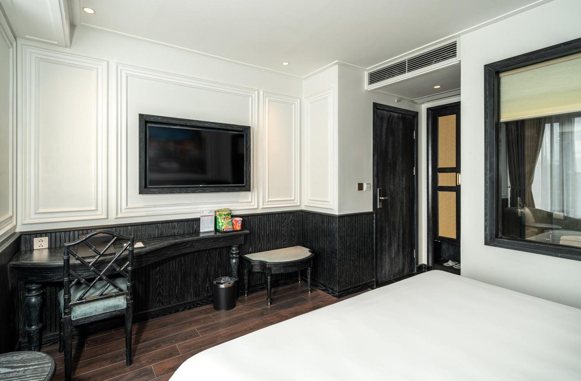Luxe Paradise Premium Pham Hong Thai 4* Hanoi