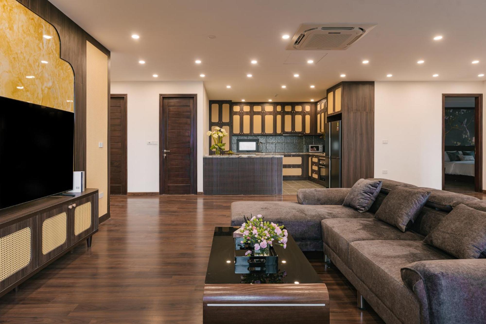 Familia Westlake Premium Xuan Dieu Hanoi