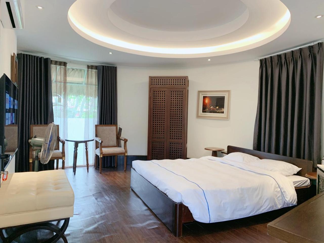 Paradise Soc Son Tempat peranginan 4*