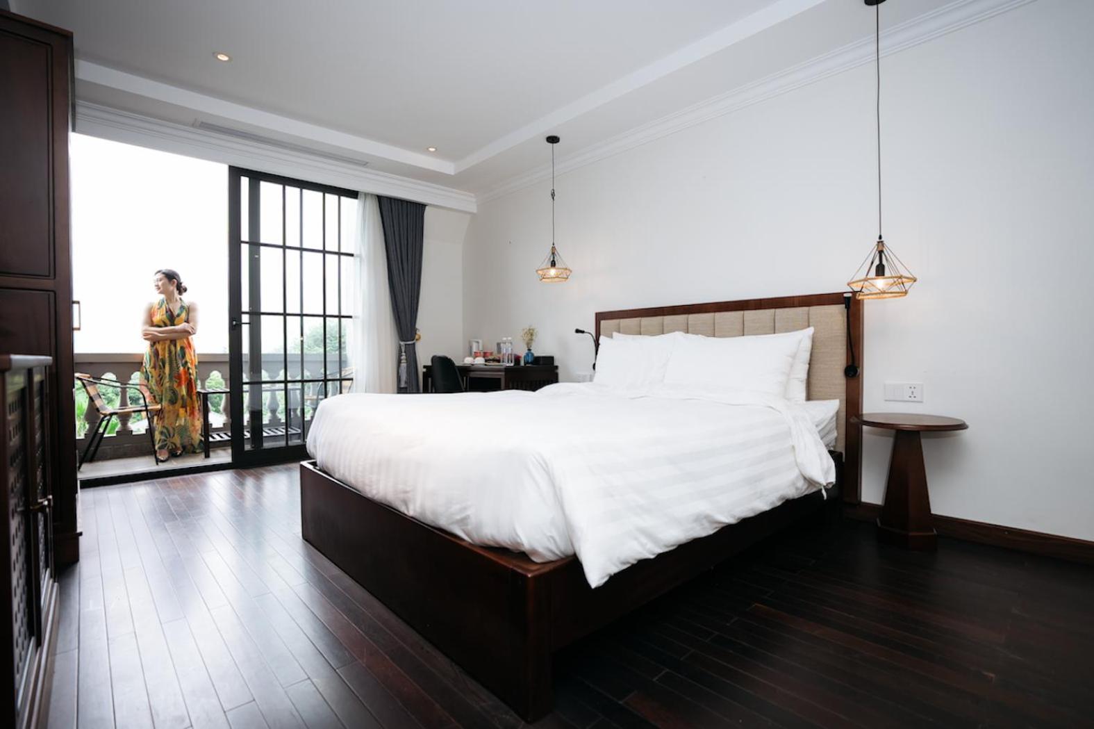 Paradise Soc Son 4* Hanoi