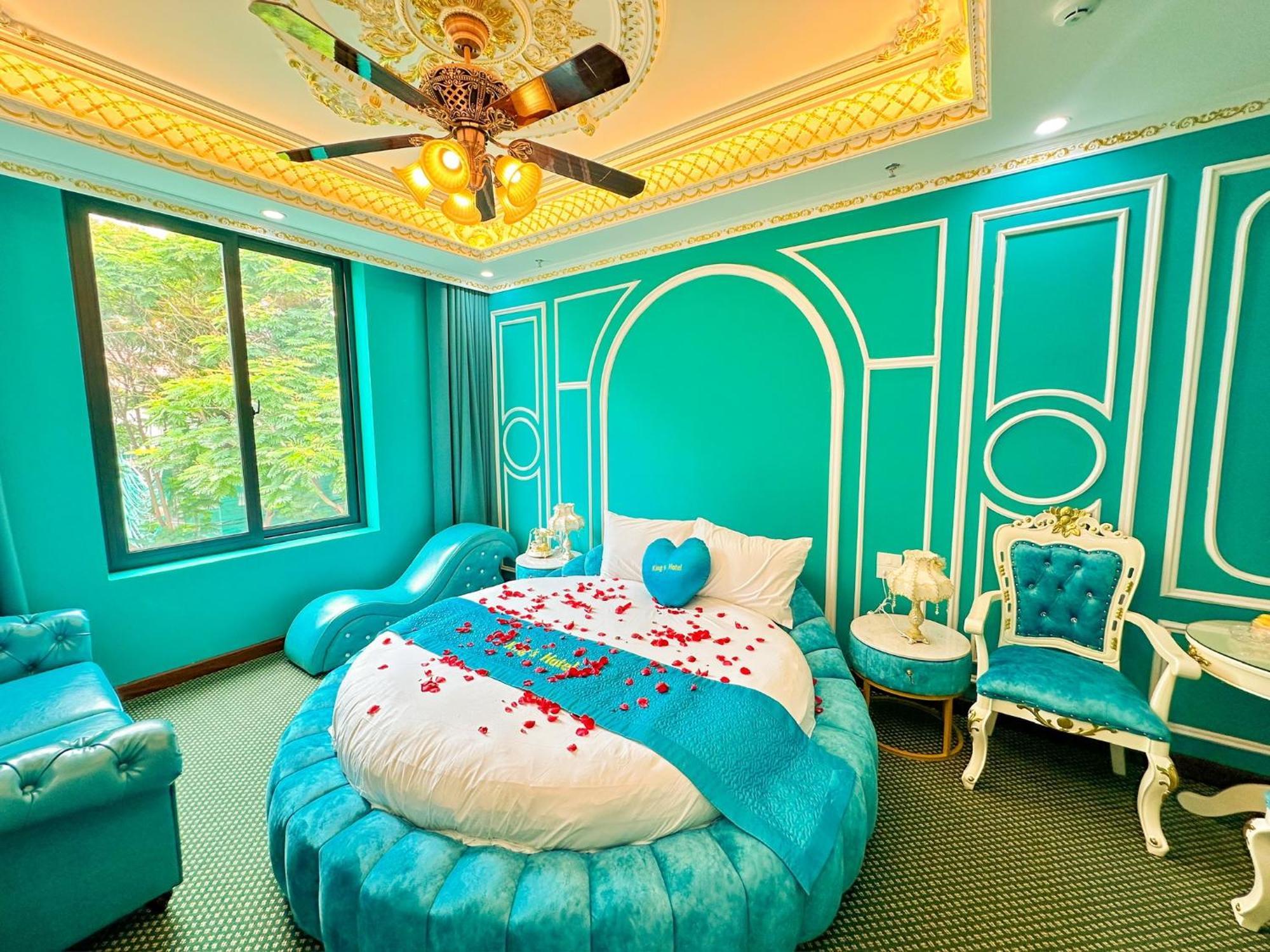 King's Phap Khách sạn 3*