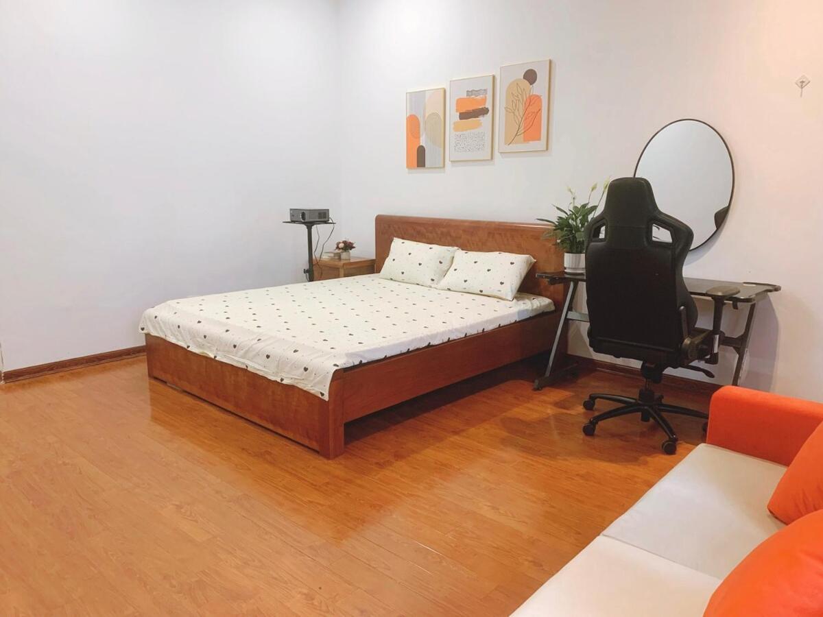 Apartment Entire House With 4 Rooms-1km To West
