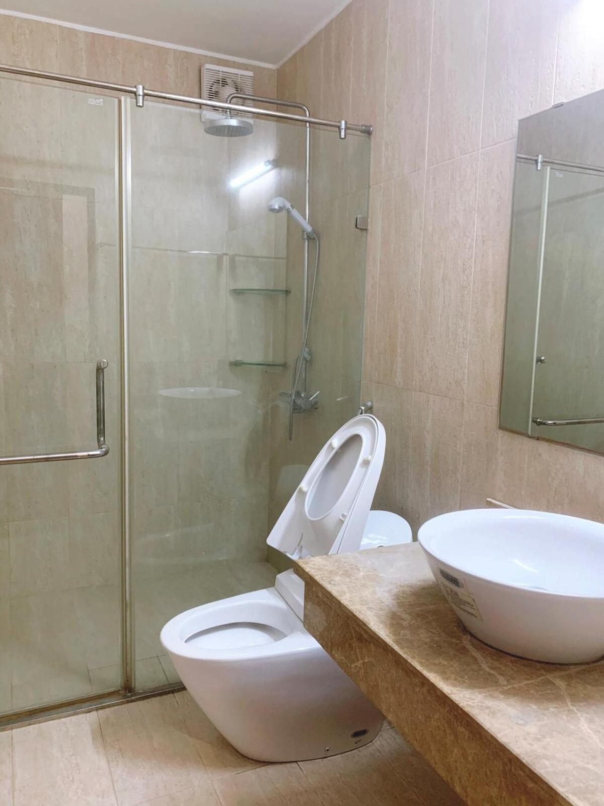 Apartment Entire House With 4 Rooms-1km To West *