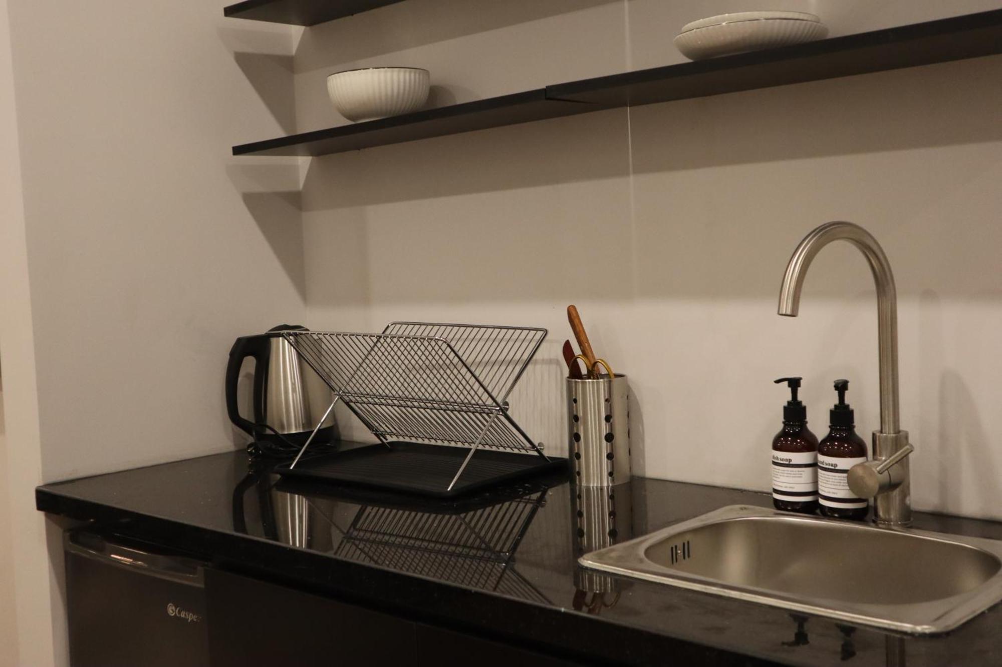 Apartment Brand New Modern Style & Netflix