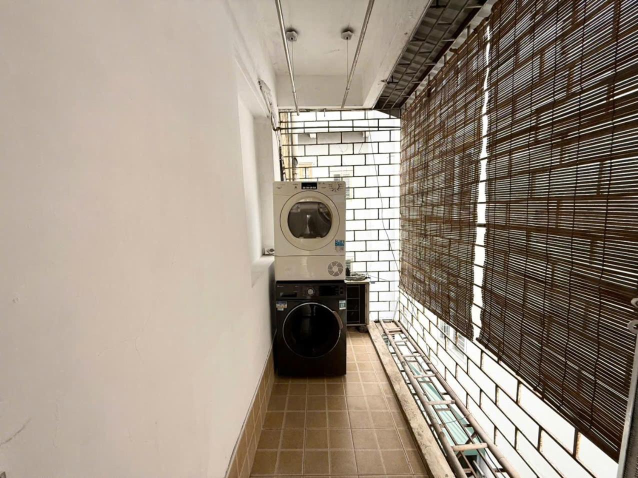 Apartment Home4you - Ho 1 Ngu Tai Ba Dinh Voi Ban Cong Cuc Chill *