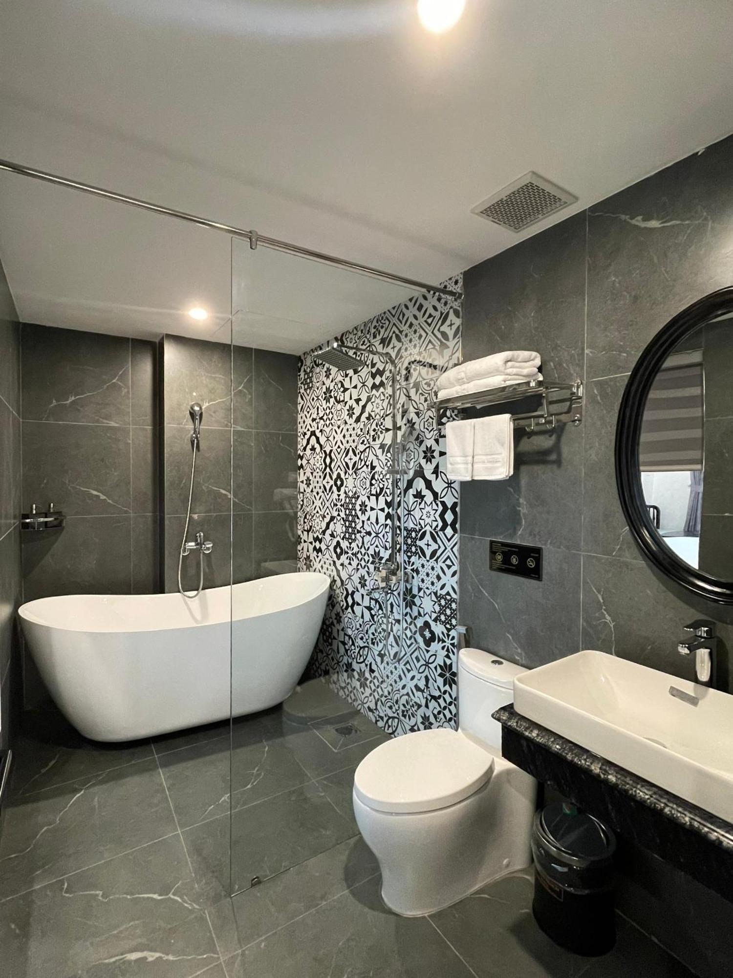 Aquarius Premium Hanoi