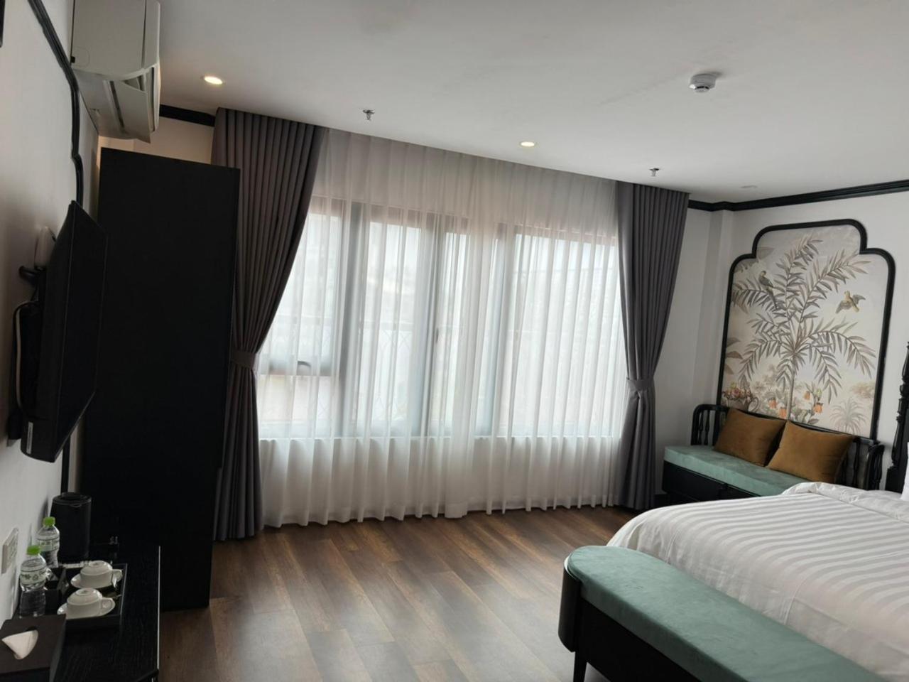 Aquarius Premium Hotel