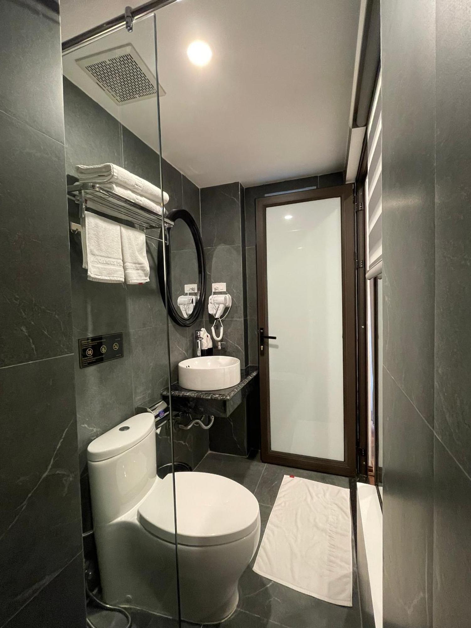 Aquarius Premium Hanoi