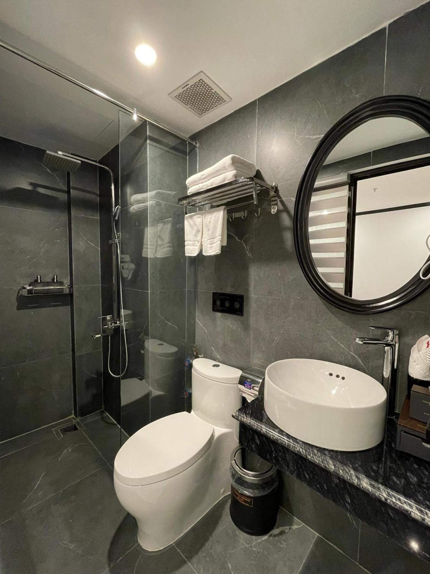Aquarius Premium Hotel Hanoi