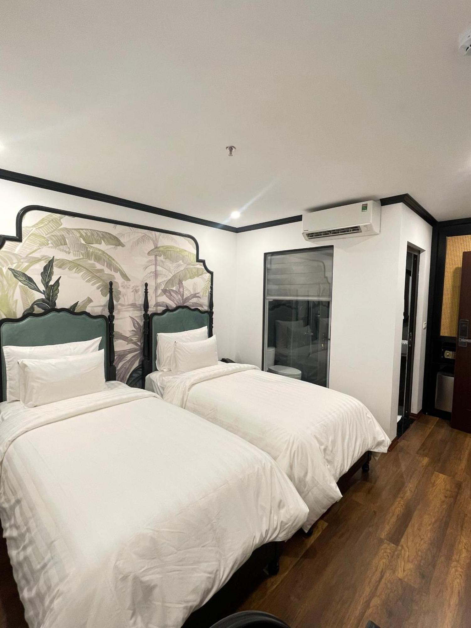 Aquarius Premium 4* Hanoi