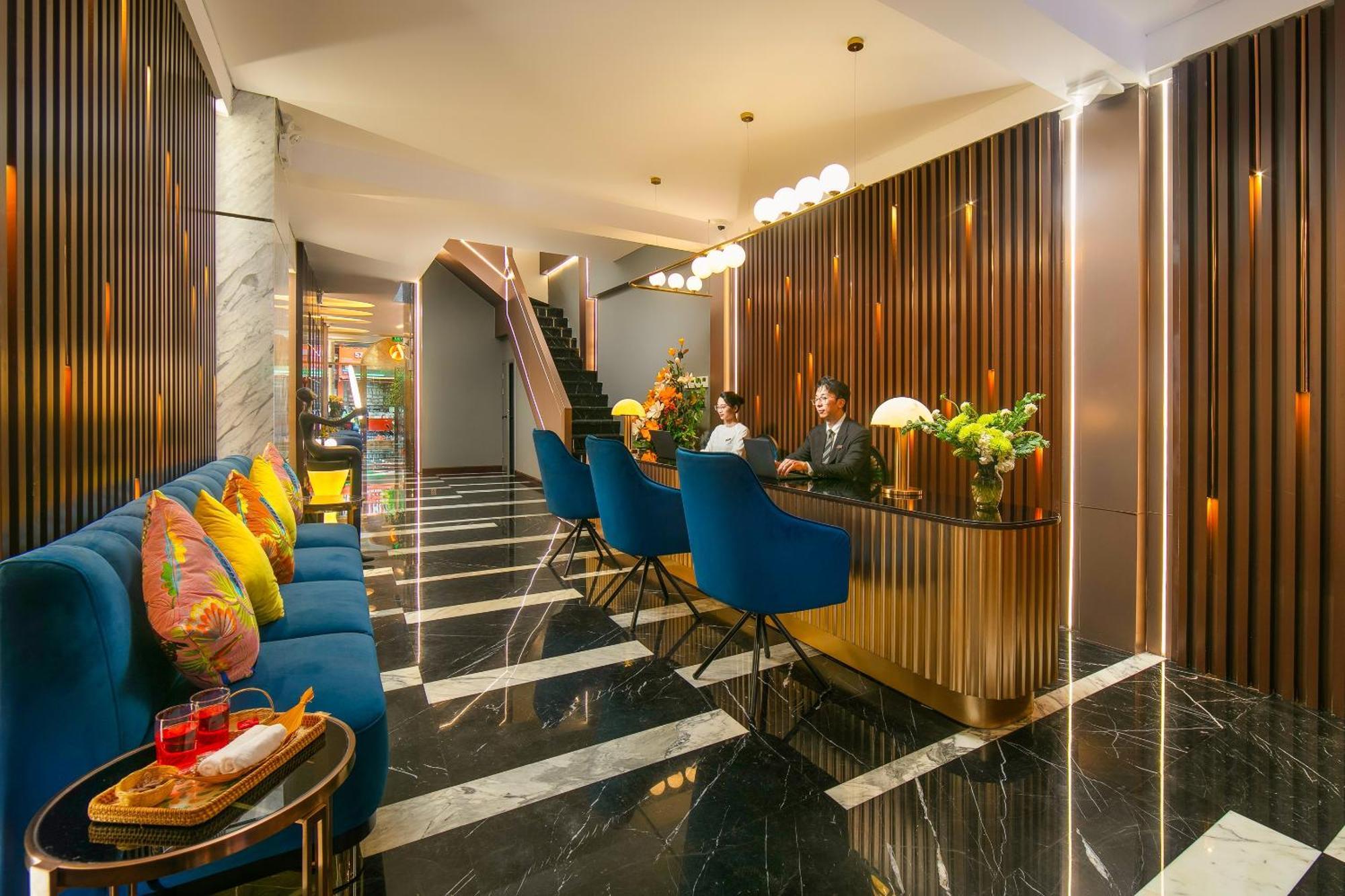 Aurora 4* Hanoi