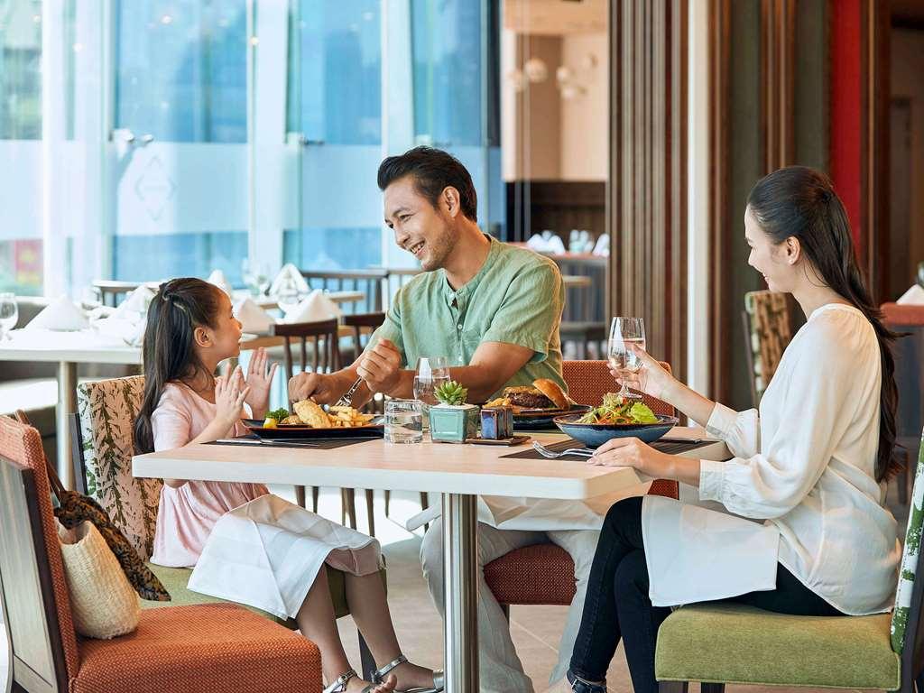 Novotel Thai Ha 5*