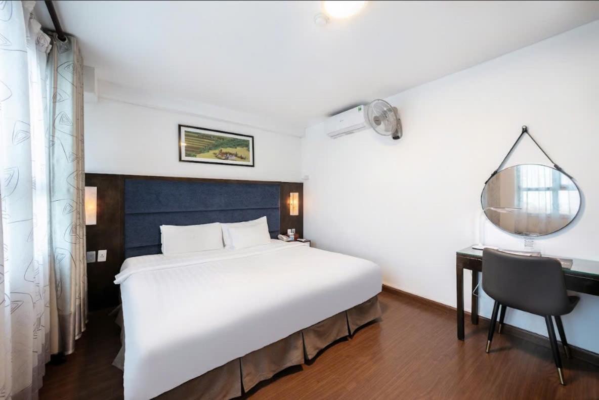 Khách sạn A25 - 28 Trần Quý Cáp Hà Nội