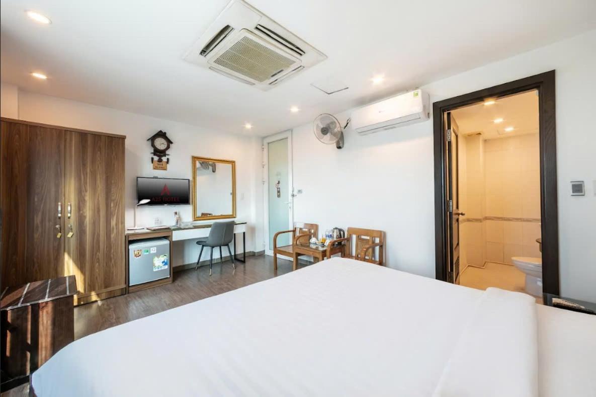Khách sạn A25 - 28 Trần Quý Cáp Hà Nội