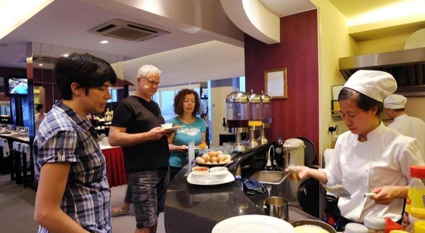 Hotel Cosiana Hanoi