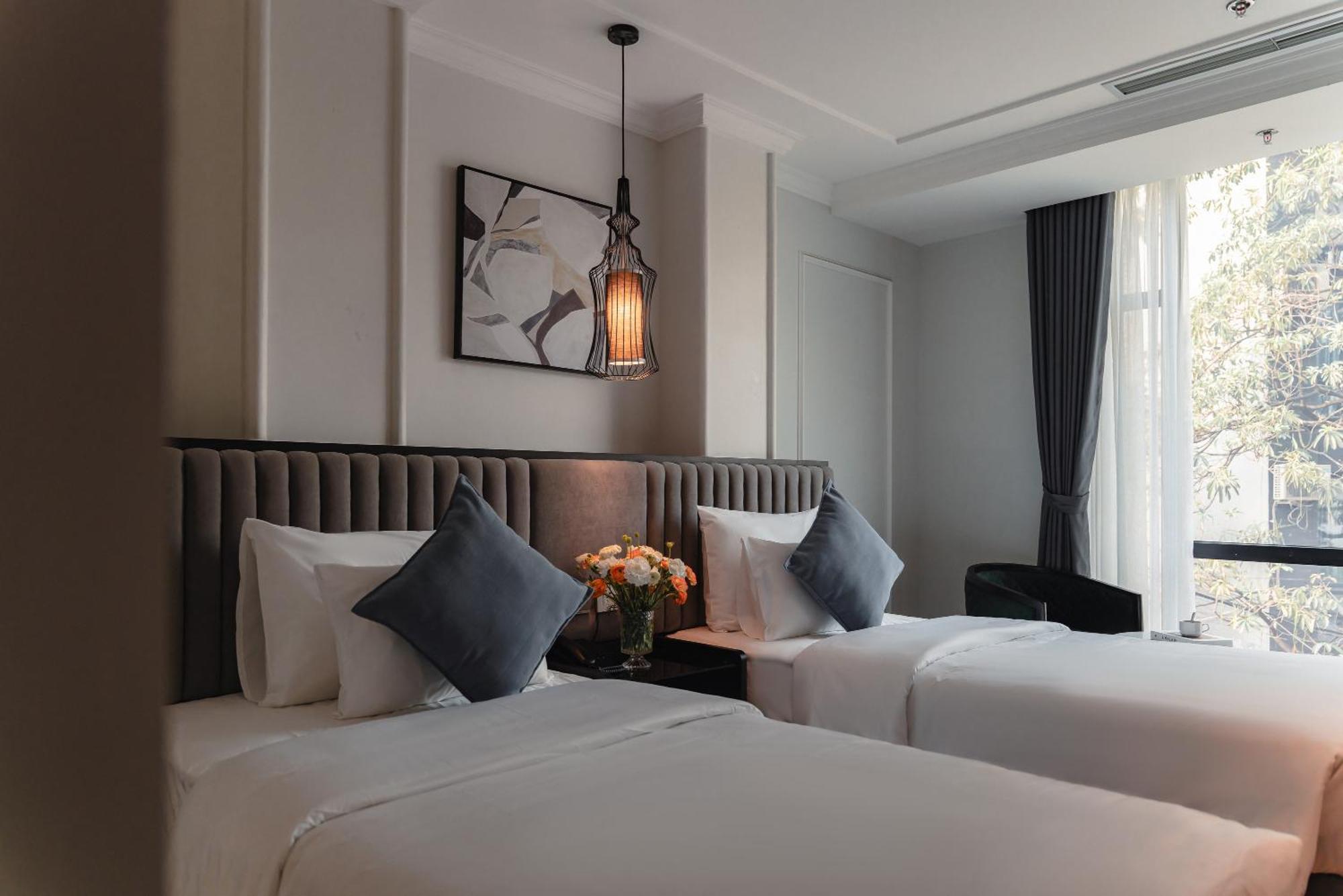 22 Land Khách sạn Hà Nội