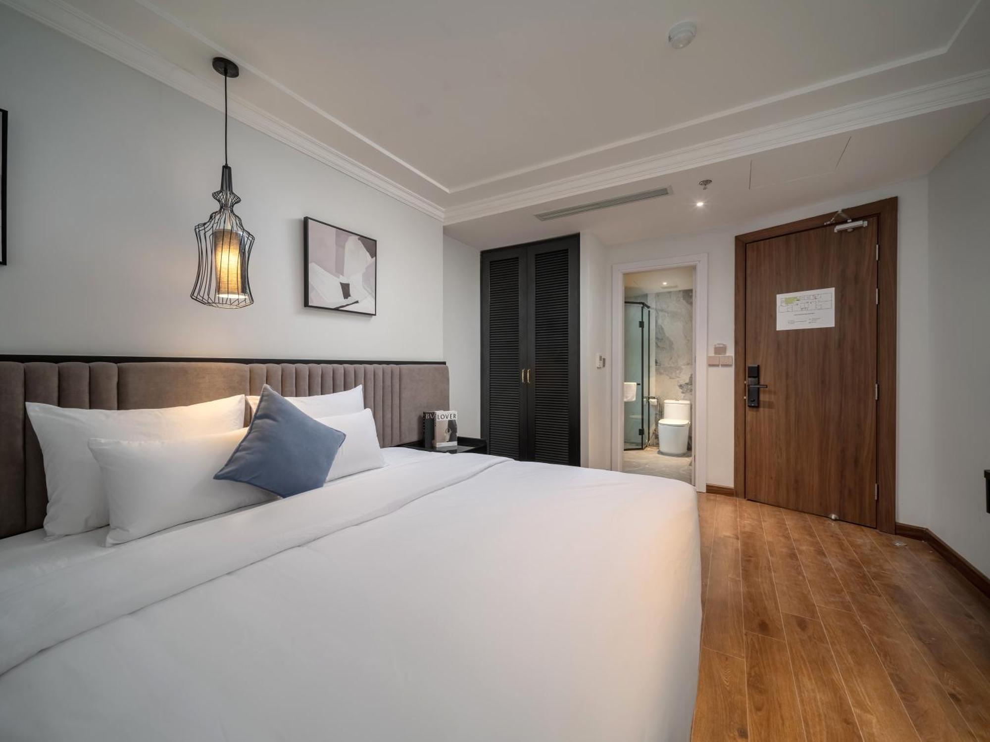 22 Land 4* Hà Nội