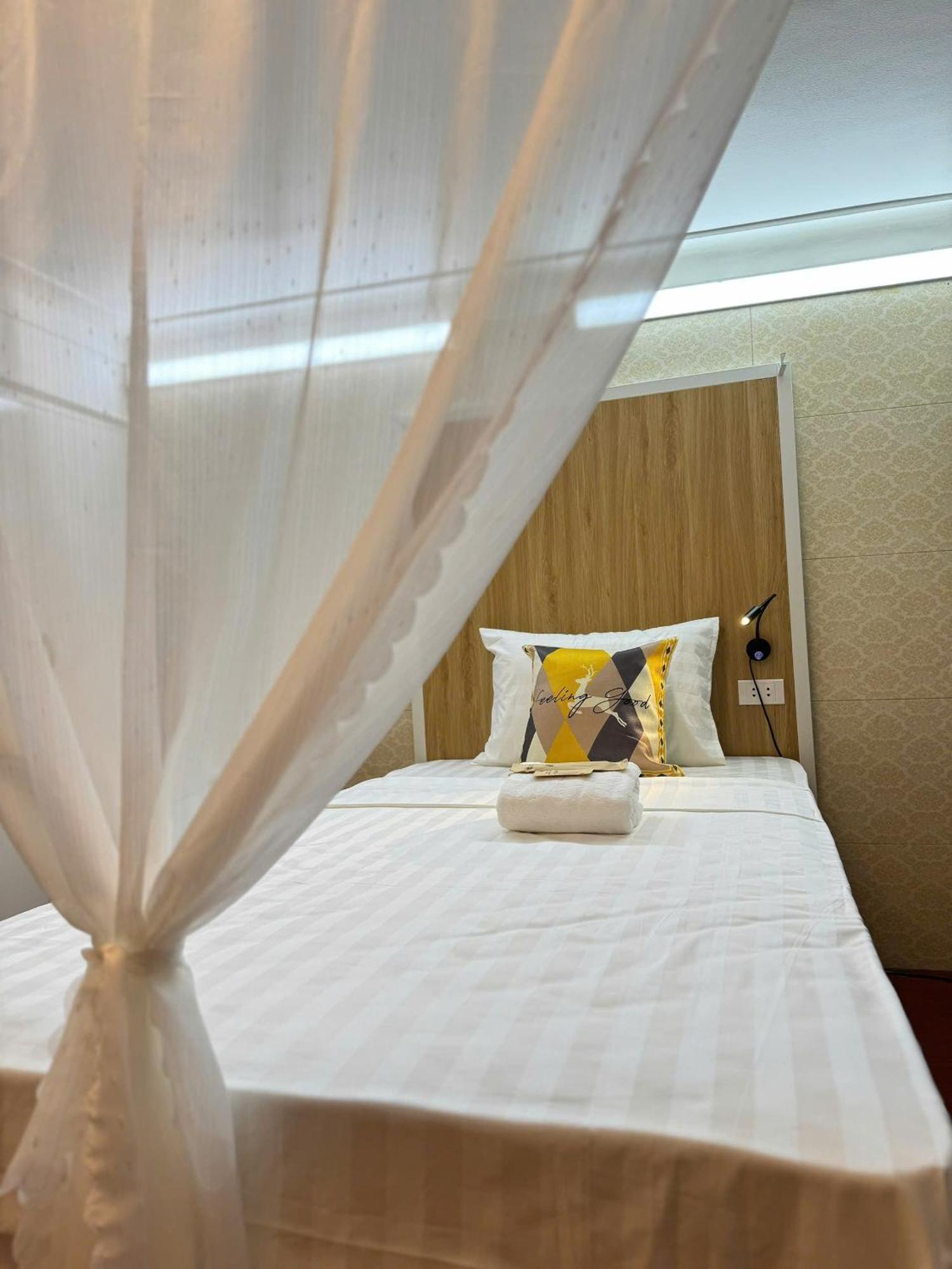Katil Opera Hanoi