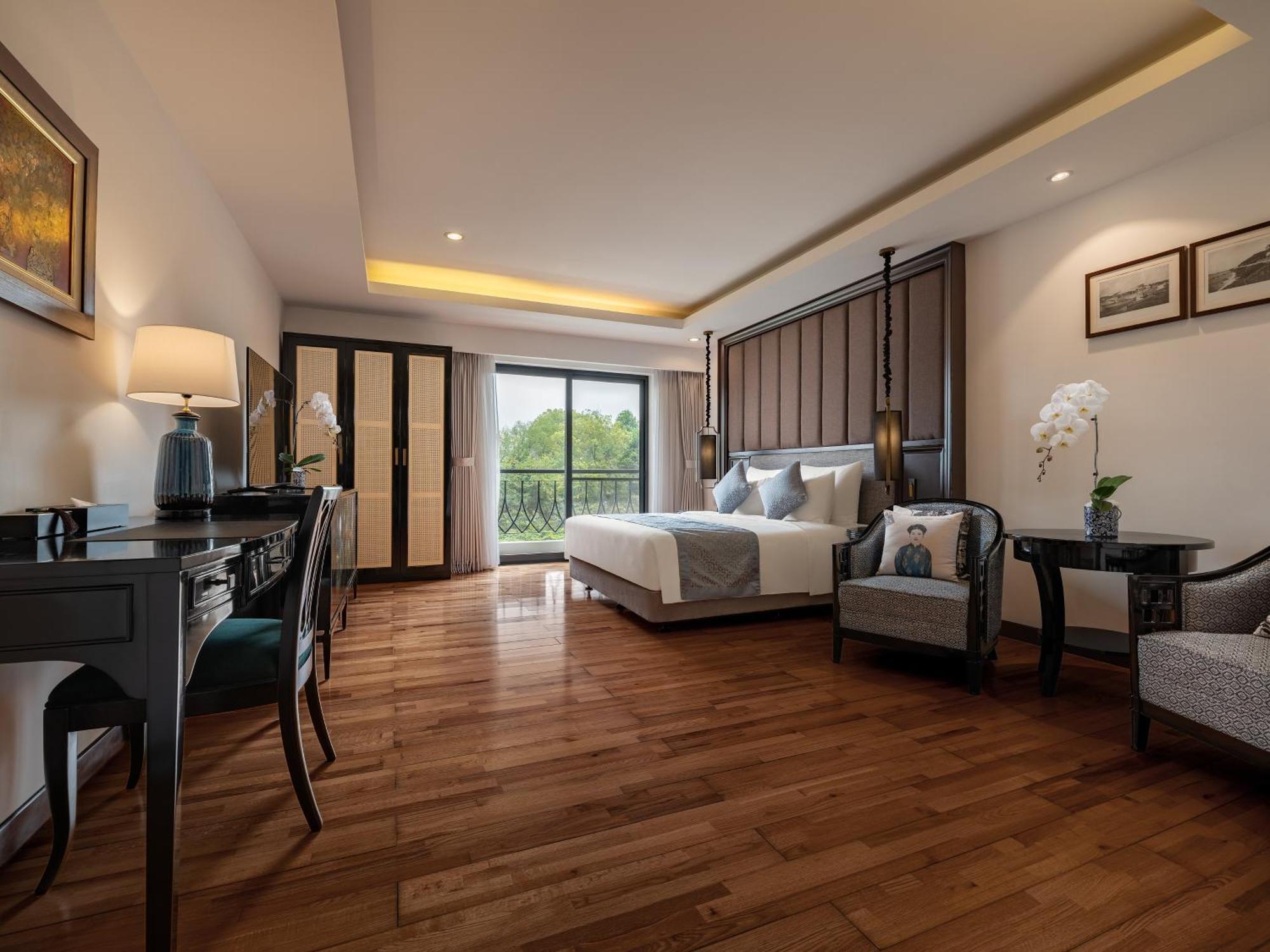 Elegant Hồ Tây Hà Nội