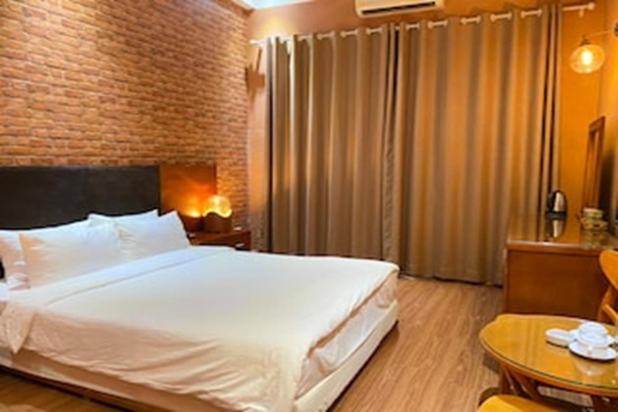 Super Oyo Capital O 1173 Le Grand - The Ruby 3*