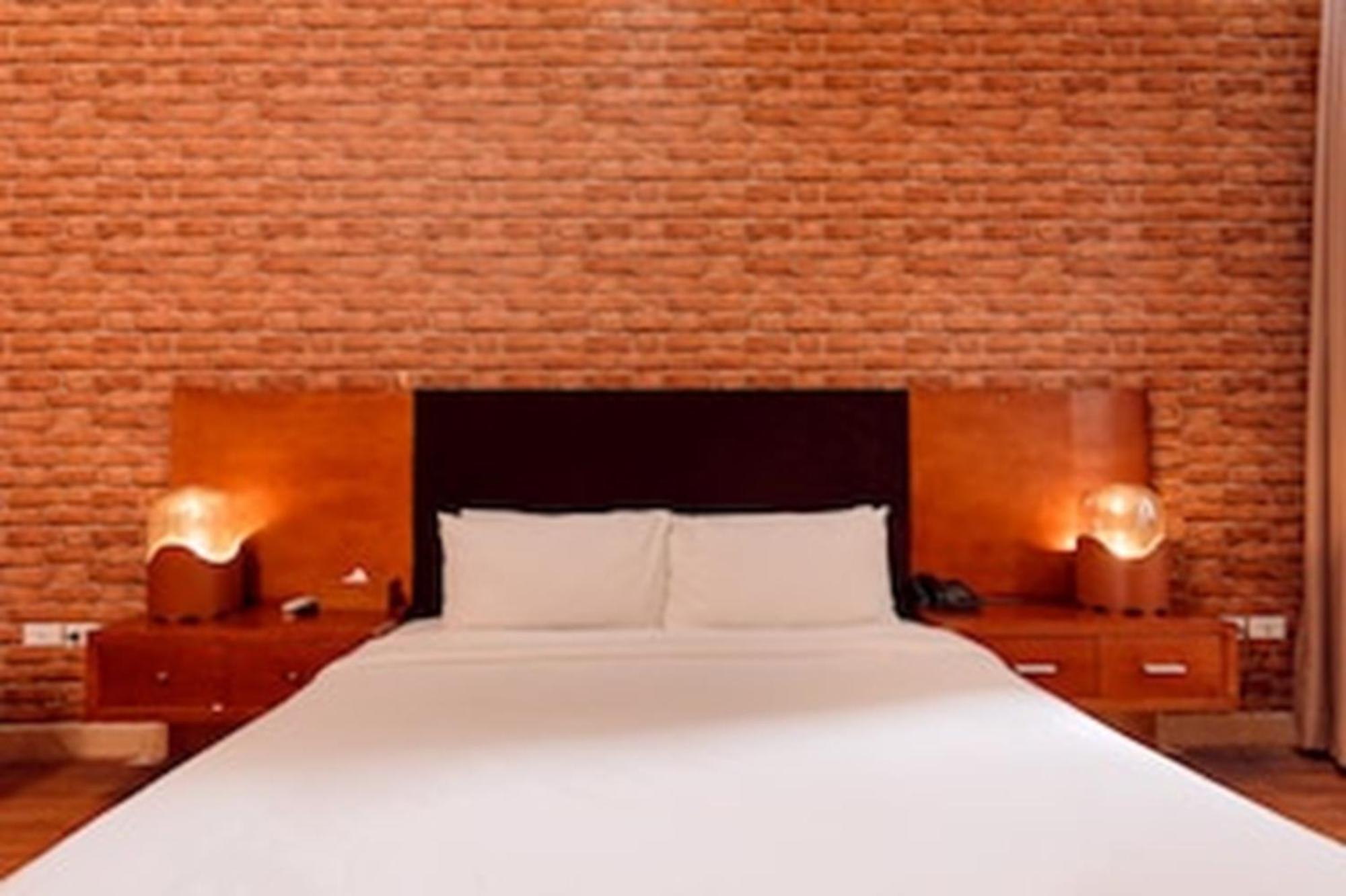 Super Oyo Capital O 1173 Le Grand - The Ruby Hotel 3*