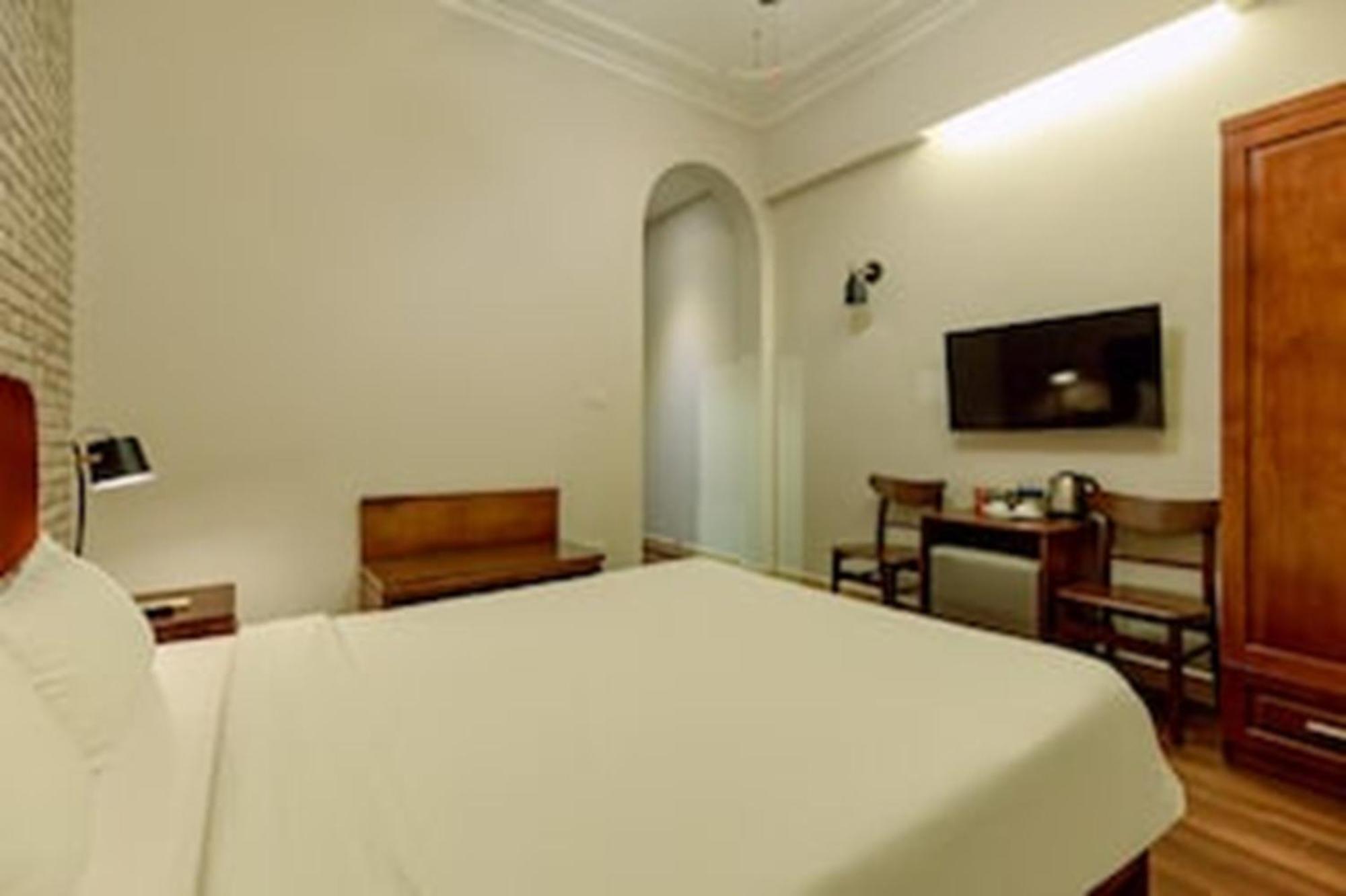 Super Oyo Capital O 1173 Le Grand - The Ruby Hotel Hanoi