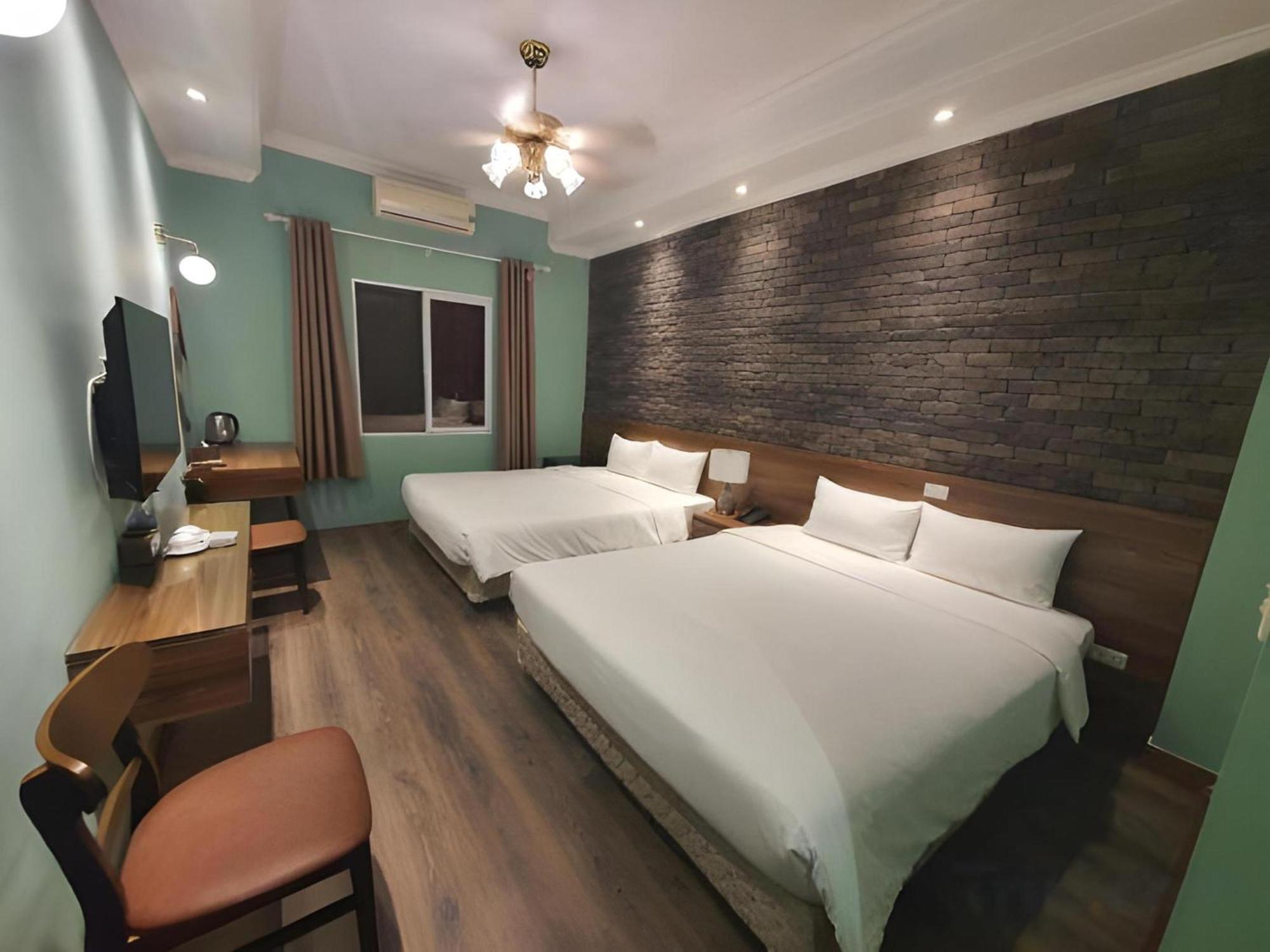 Super Oyo Capital O 1173 Le Grand - The Ruby Hotel