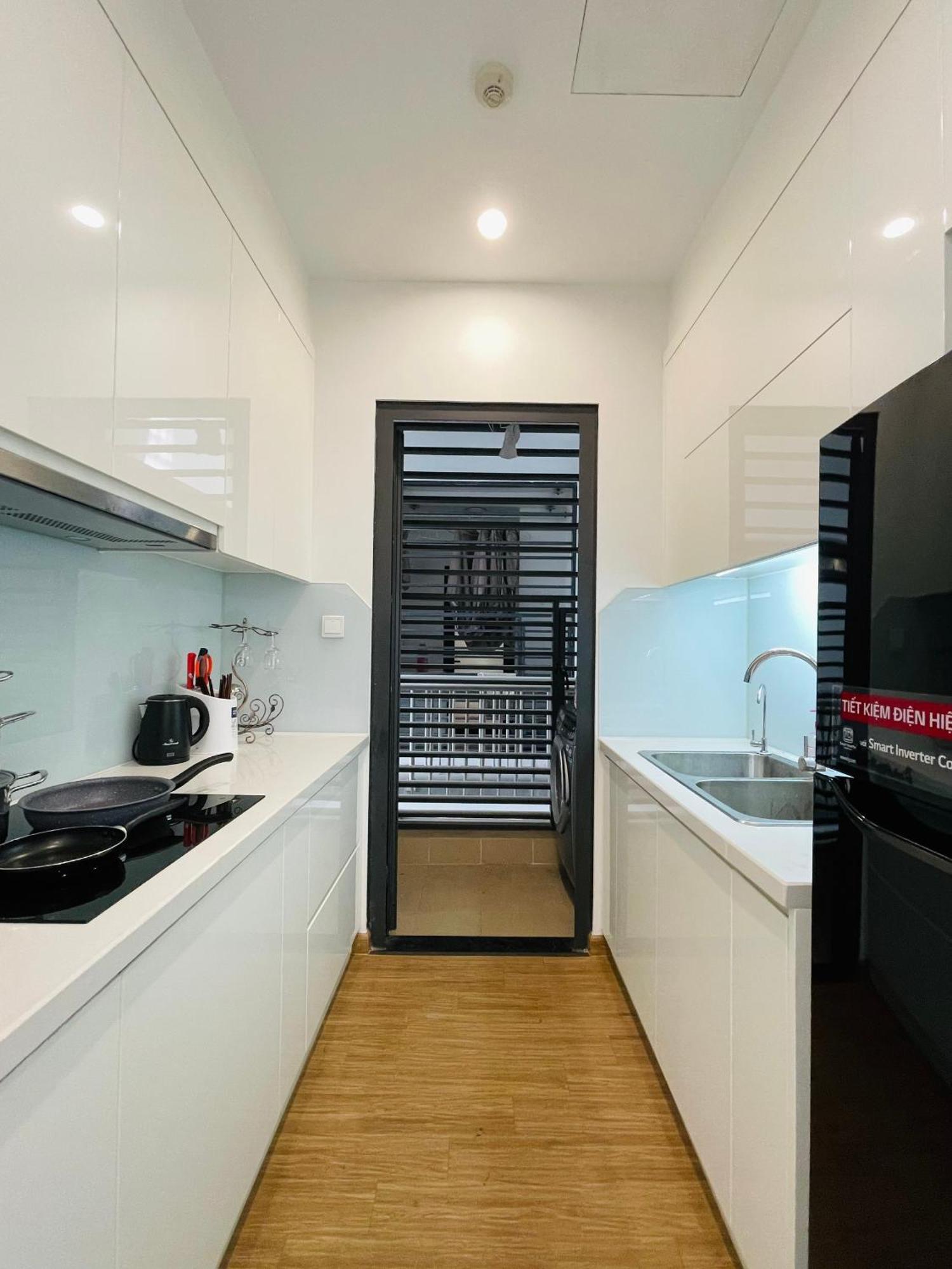 Apartment Vinhomes Sky - Feria Homes