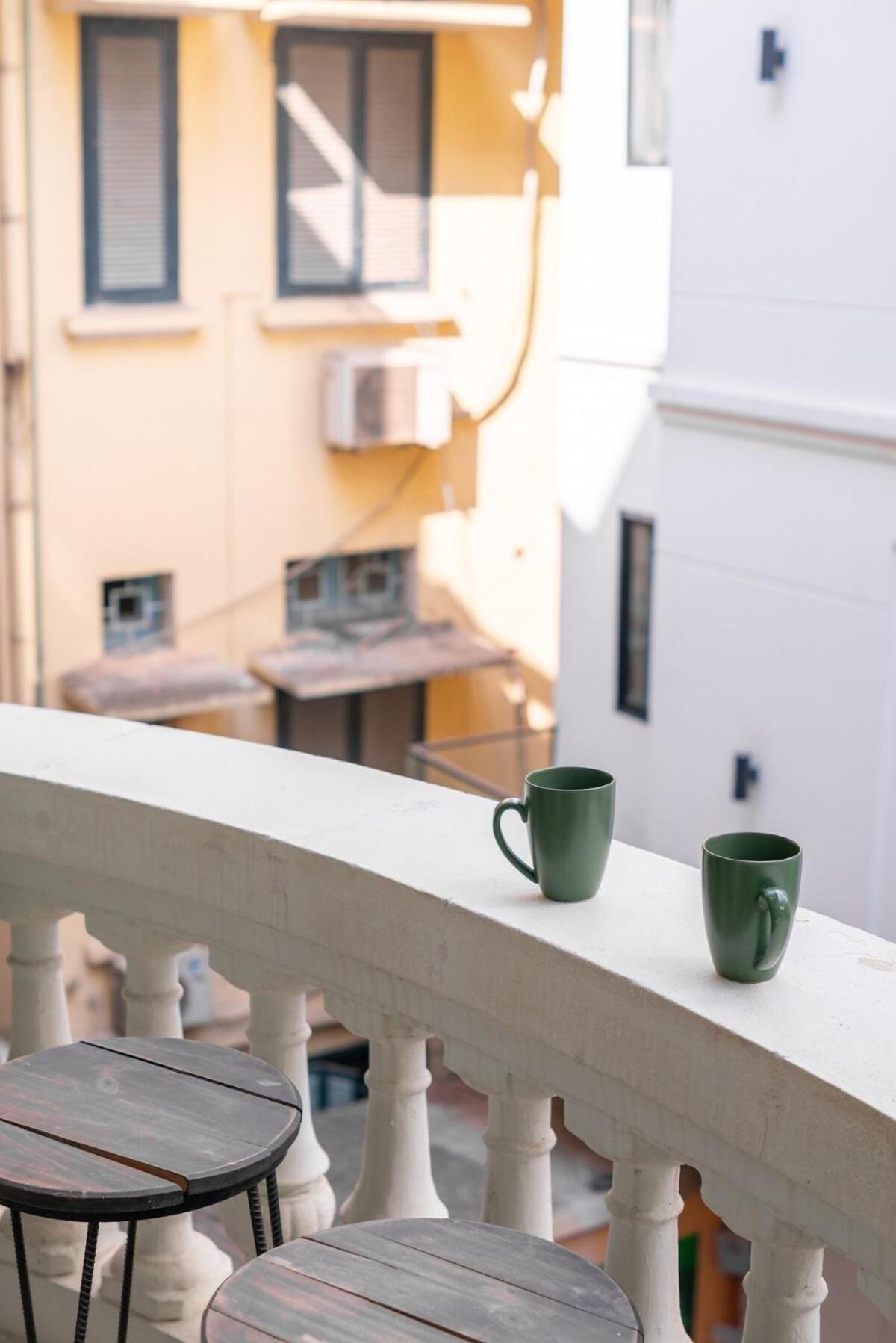 Anhouse - Rattan -balcony - 2mins Totrainstreet - Washer * Hanoi