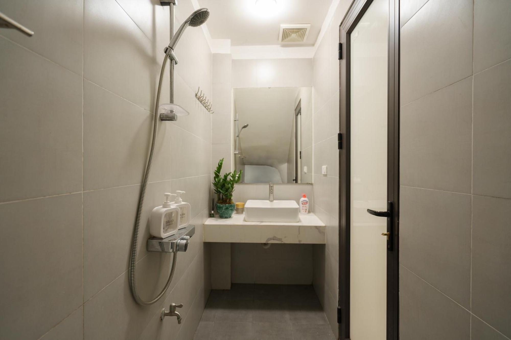 Of Serenity - 3 Bedroom & 3 Baths - 1' To Hoan Kiem & Old Quarter Hanoi