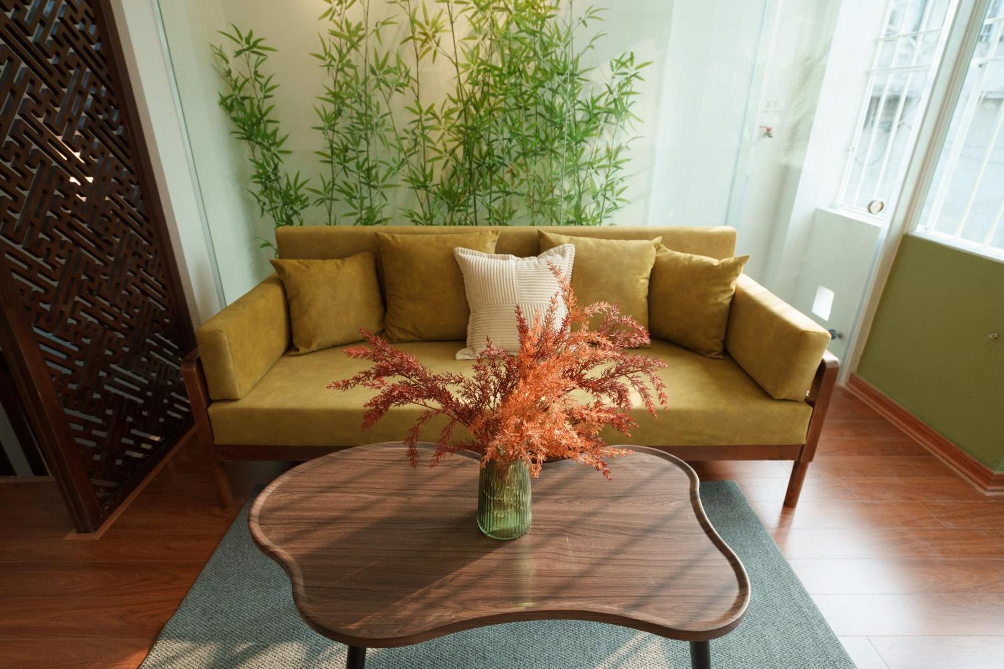 Apartment Of Serenity - 3 Bedroom & 3 Baths - 1' To Hoan Kiem & Old Quarter *
