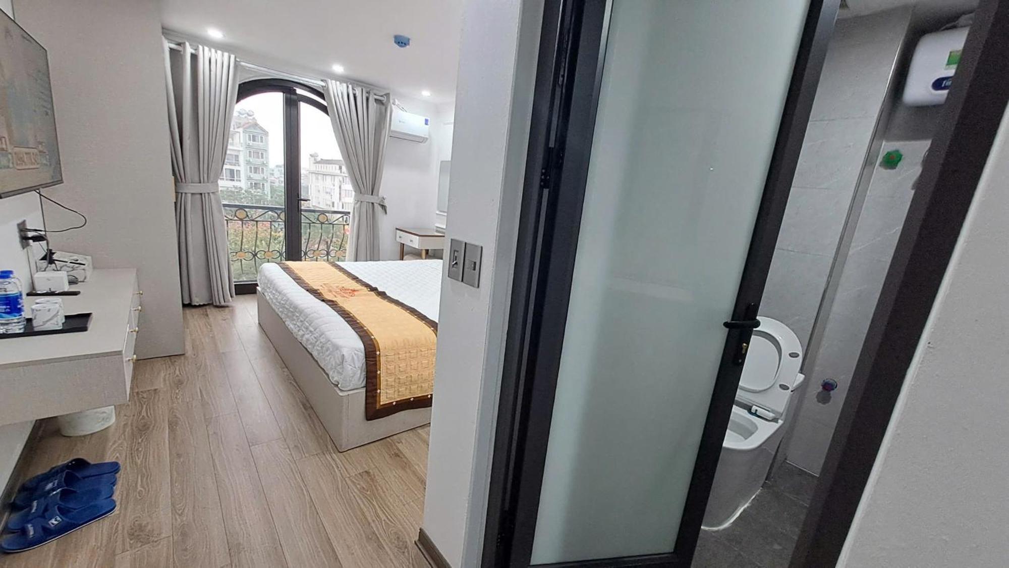 Luxury Airport Hanoi