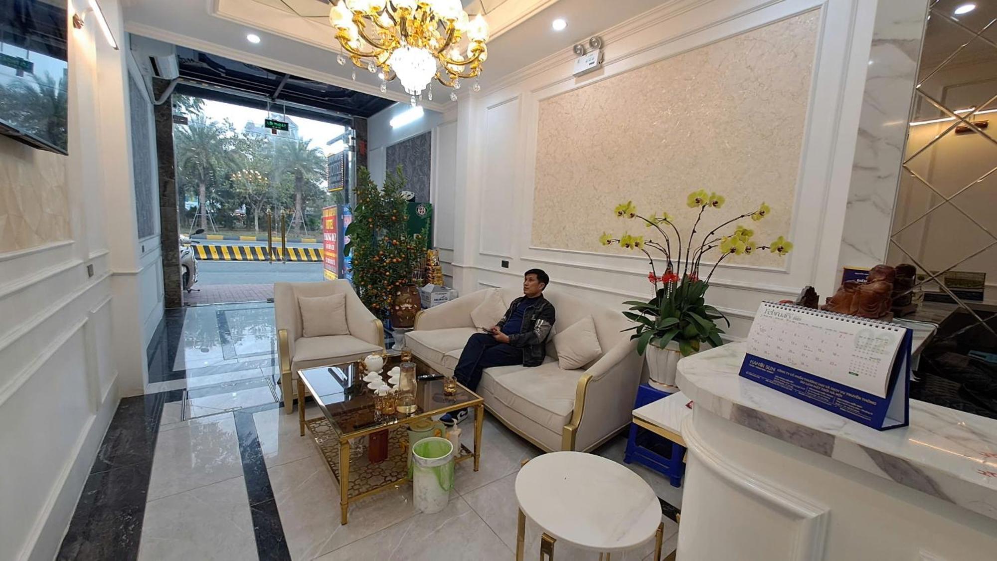 Luxury Airport Hanoi