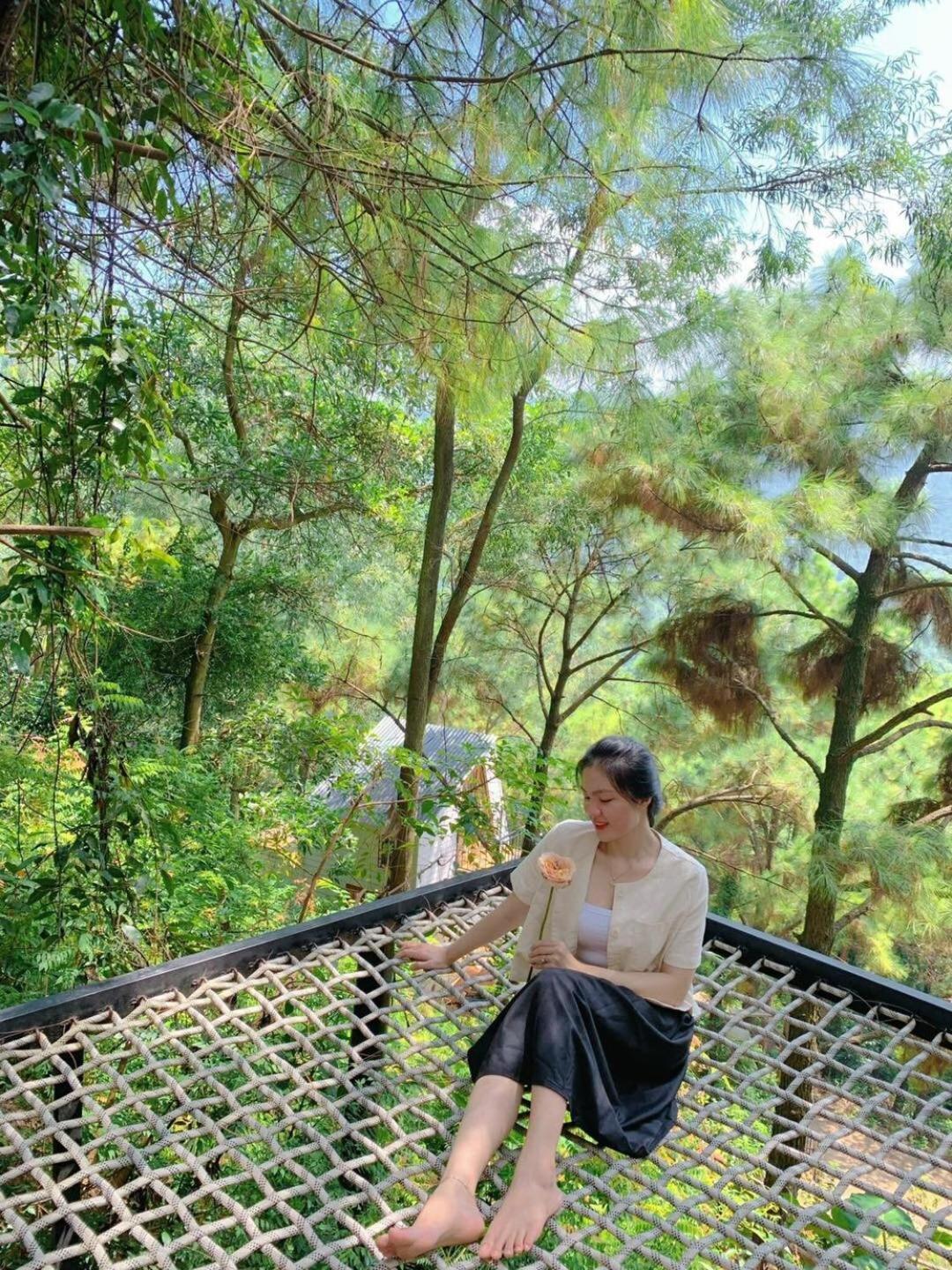Nha Go Rung Thong * Hanoi